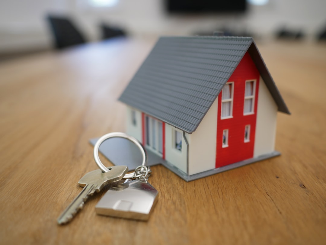 QR code immobilier : panneau, visite virtuelle et contacts